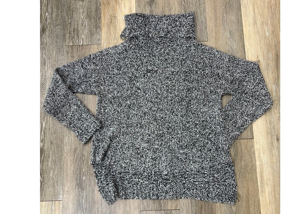 Kerisma Womens Med/Large Marled Turtleneck Sweater Oversized Cozy Knit